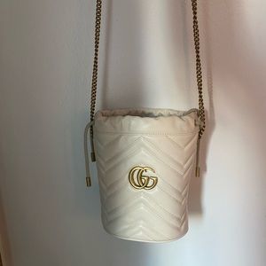 Gucci GG Marmont Mini Bucket Bag